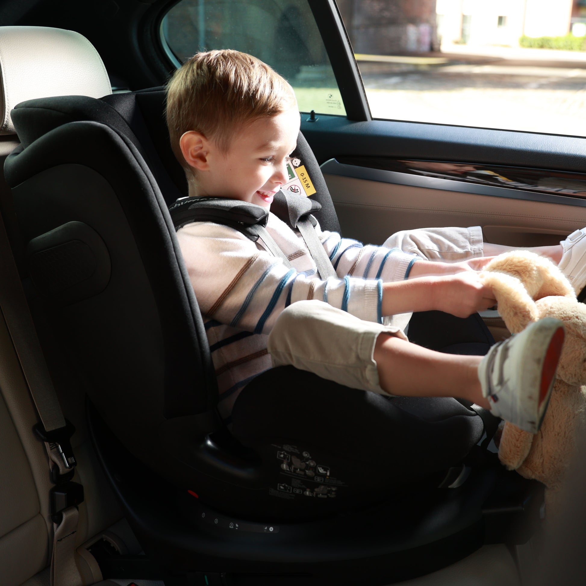 Babymore Macadamia 360° Rotating i-Size 40-135cm 0-12 years All Stages Car Seat - Babyzilla